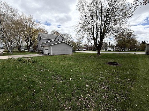 3rd image of 213530 LEGION STREET