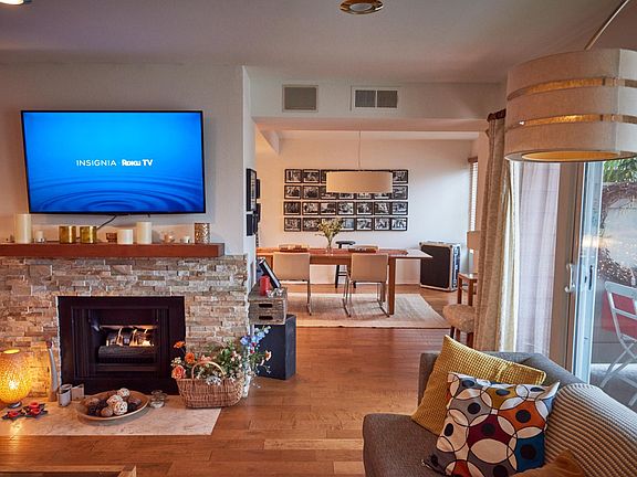 as furnished by previous tenants - The fireplace keeps the whole room warm in the winter (paid by owner)