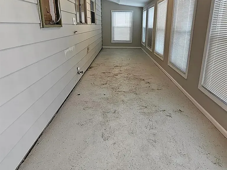 6334 Rhode Island Ave — Photo 9