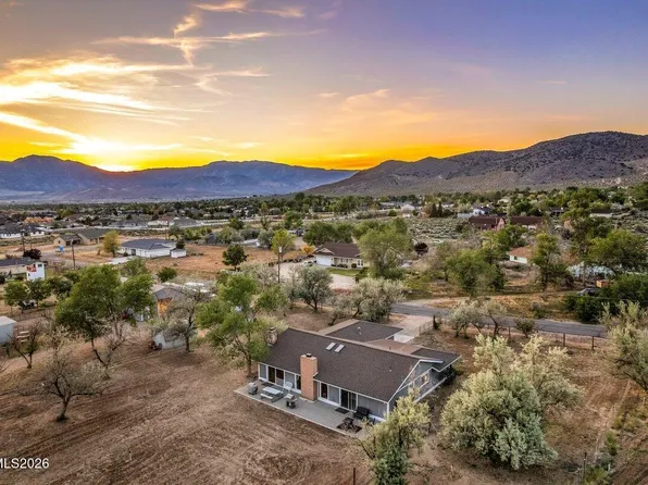 1625 Chowbuck St, Minden, NV 89423