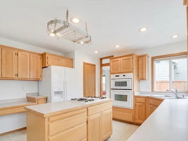 8614 242nd St SW — Photo 6
