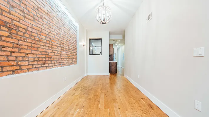 Rented by Nooklyn NYC LLC | media 17