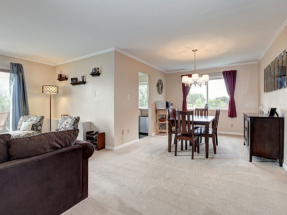 Living Room/Dining Room Comb