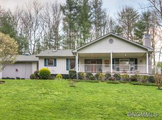 123 Woodburn Dr, Swannanoa, NC 28778