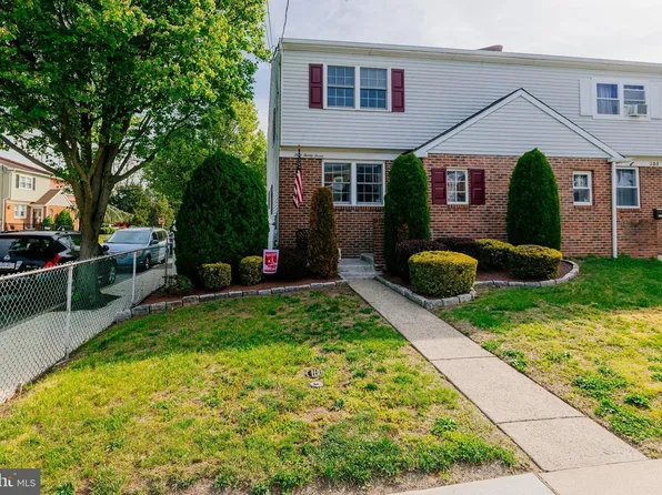 327 Lincoln Ave, Bristol, PA 19007