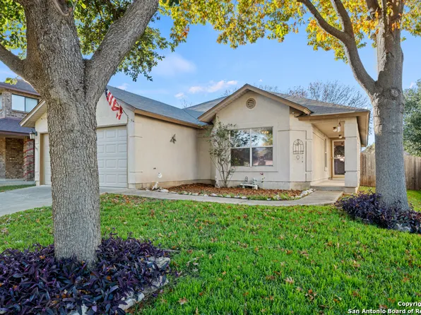 11931 Branding Pt, Helotes, TX 78023