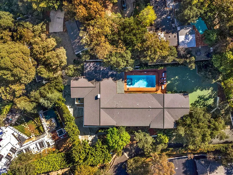 9669 Oak Pass Rd — Photo 24