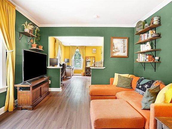 3rd image of 7134 Kensington Ave
