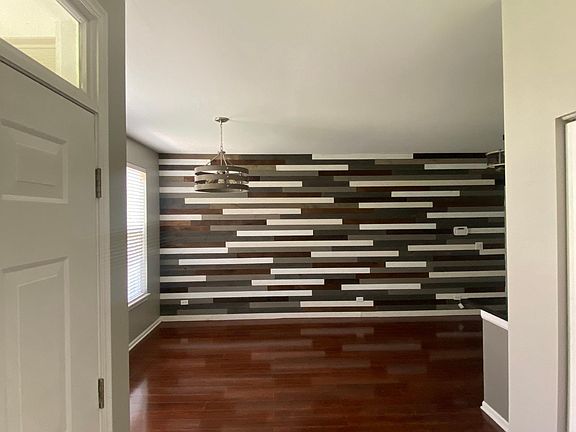 2nd image of 512 King Ave