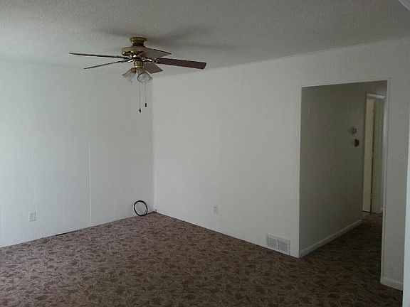 3rd image of 722 E Beverly Ave