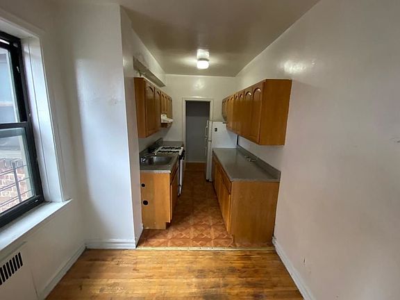 4th image of 76-09 34th Ave #521