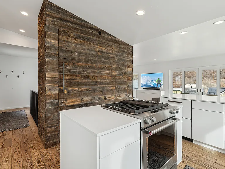 1102 Norfolk Ave — Photo 17