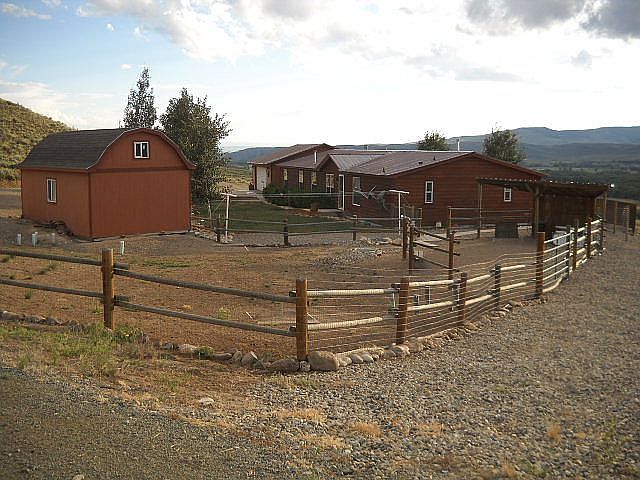 2nd image of 207 Mountainside Dr