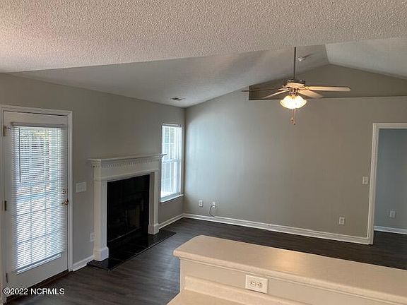 4th image of 2902 Satterfield Dr