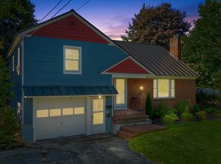 46 Mayflower Hill Dr, Waterville, ME 04901