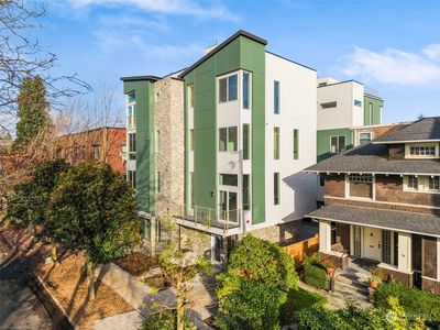 730 B Broadway E, Seattle, WA, 98102
