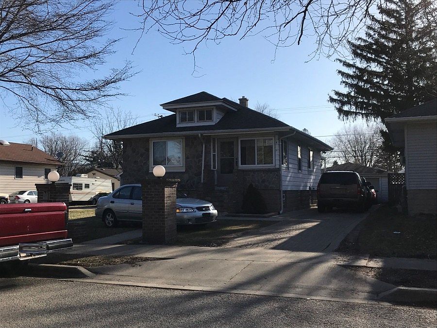 1st image of 1220 N Prairie Ave