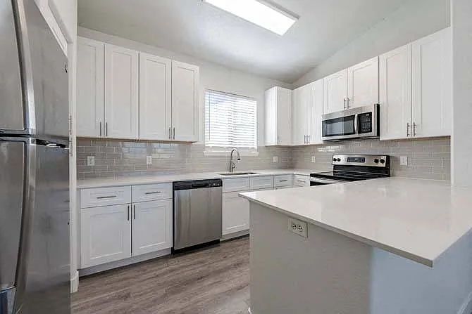 Zone Apartments — Photo 52