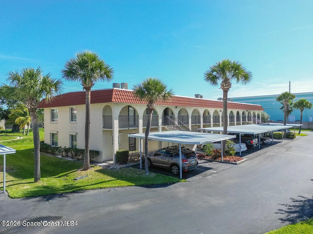 Building Photo - 201 Saint Lucie Ln #201
