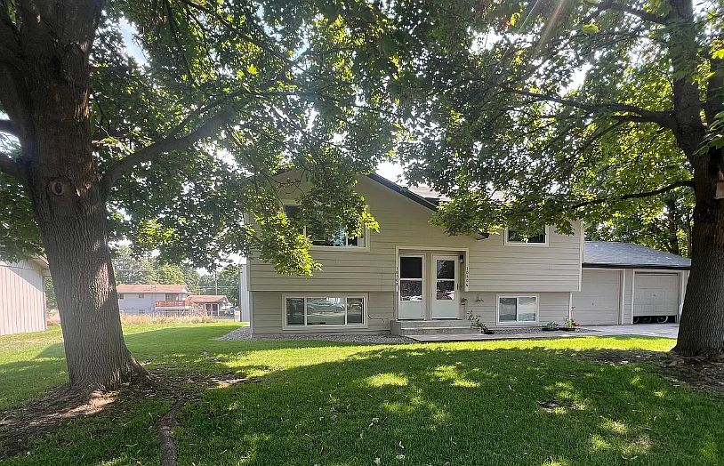 1st image of 10506 E Augusta Ave #10506
