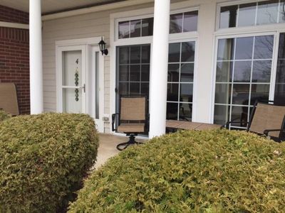 12374 W Virginia Cir #21-4, Franklin, WI, 53132
