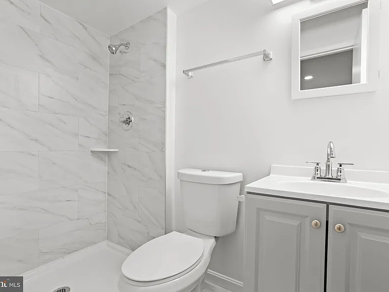 18616 Pier Point Pl — Photo 38