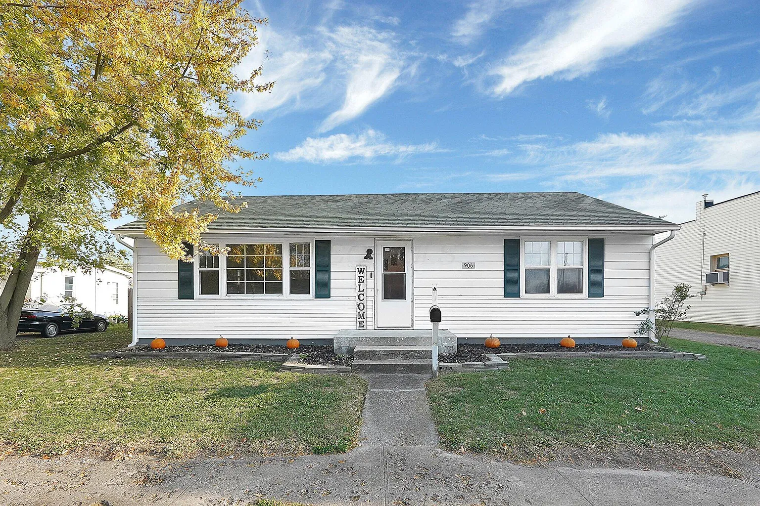 906 N North St photo 1