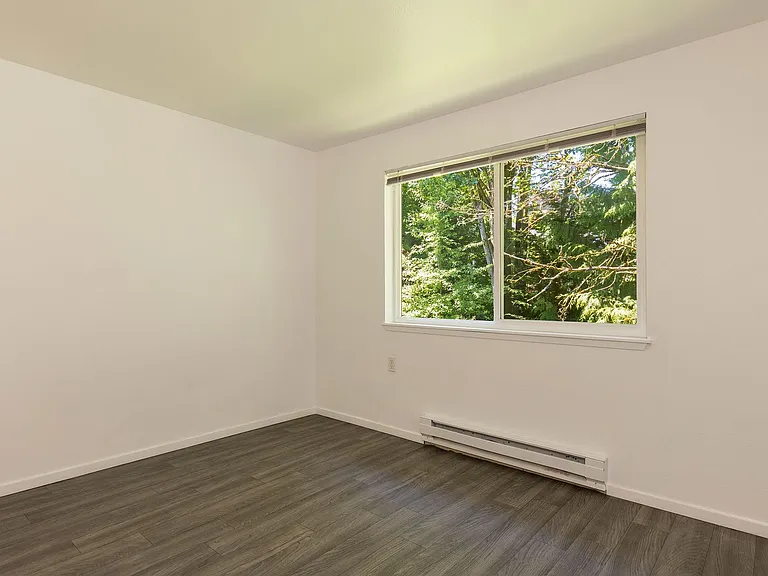 Hillcourt Apartments — Photo 27