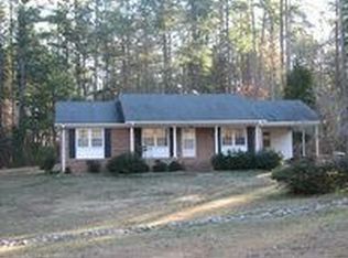 2814 Dumbarton Dr, Sanford, NC 27330