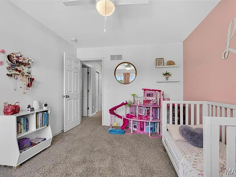 7146 Welsh Dr — Photo 16