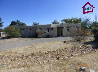 5248 Singer Rd, Las Cruces, NM 88007