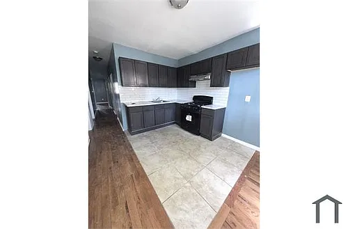736 S 12th St #1 Photo 1