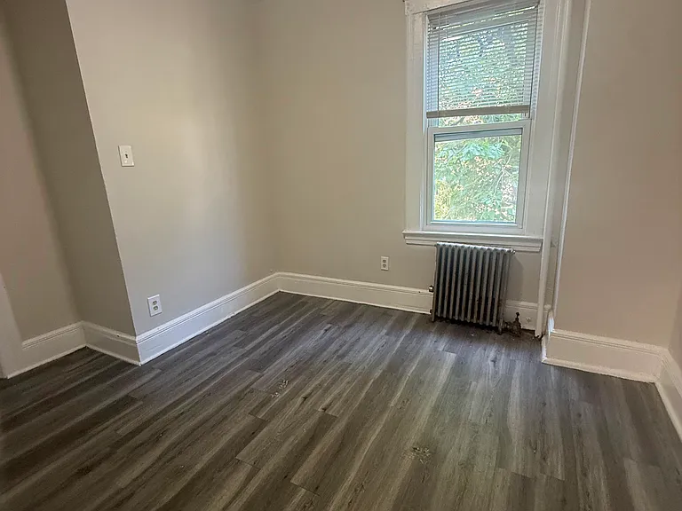 54 Princeton St #2F — Photo 2