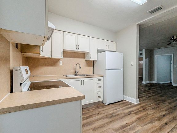 5th image of 734 SW 4th Street