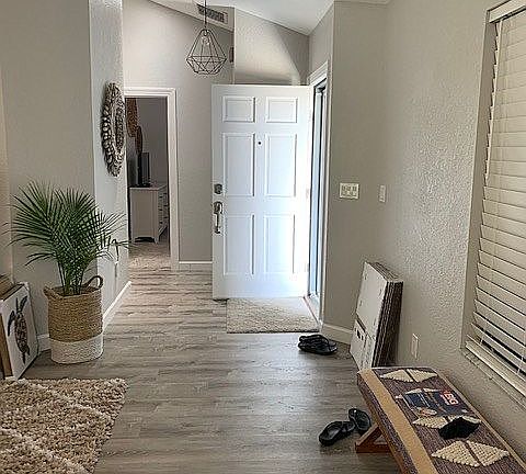 5th image of 798 Pine Shores Cir