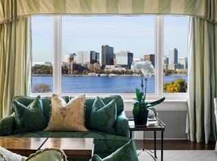 282 Beacon St #6, Boston, MA 02116