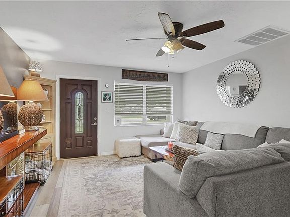 4th image of 12207 De Moya DR