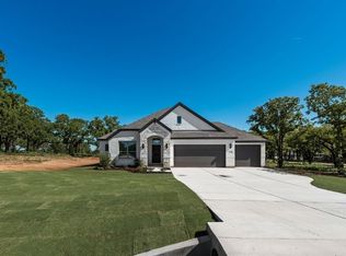 112 Smith St, Boyd, TX 76023