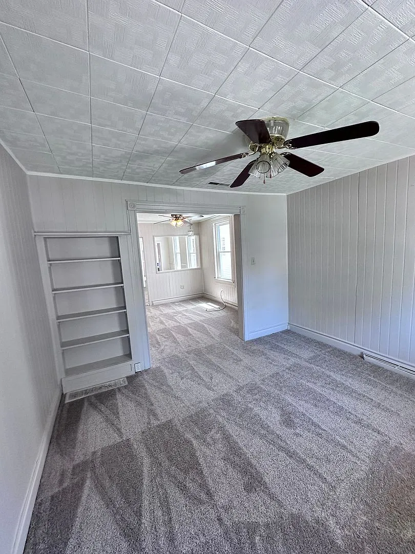 Cozy 3 Bedroom Home in Lebanon with Central Air! — Photo 3