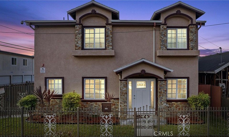 1st image of 435 Cerritos Ave