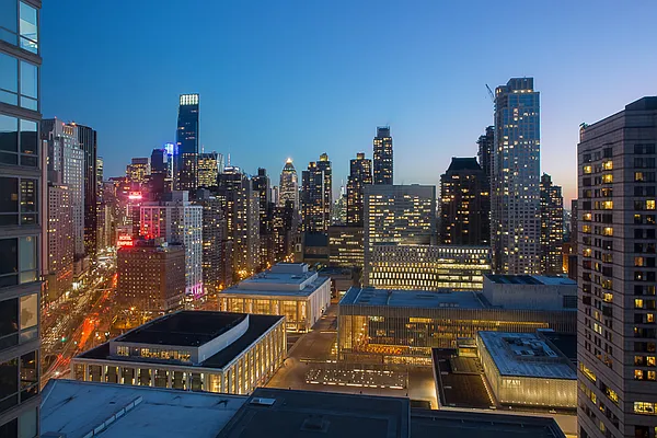 Rented by Brown Harris Stevens | media 18