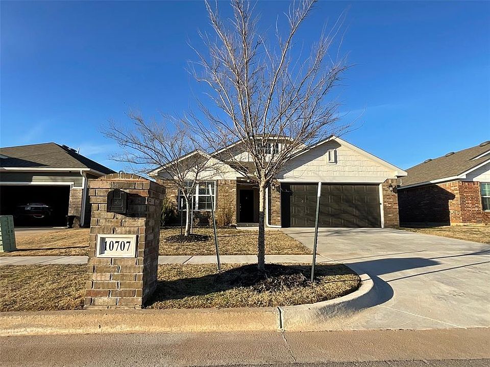 1st image of 10707 NW 20th St