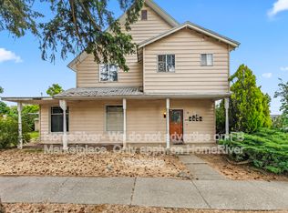 201 5th St #2, Cheney, WA 99004