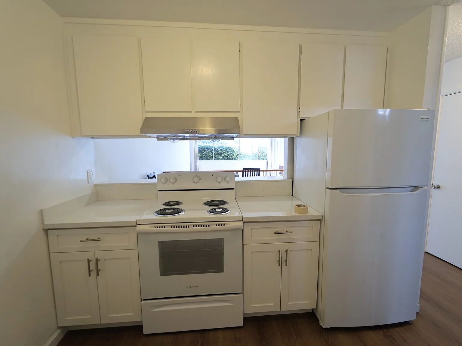 1731 Ellis St — Photo 4