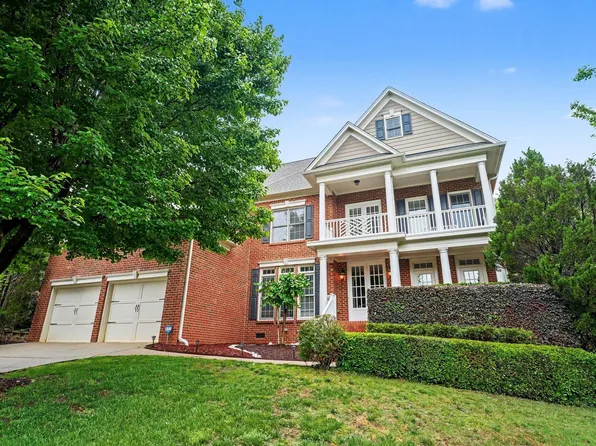 1905 Falls Farm Crsg Xing, Raleigh, NC 27614
