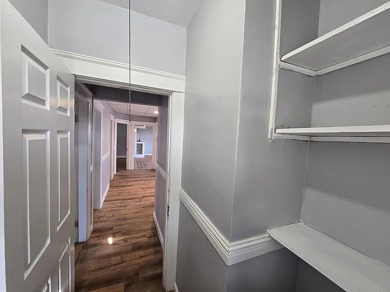 3 N Woodford St #2 — Photo 32