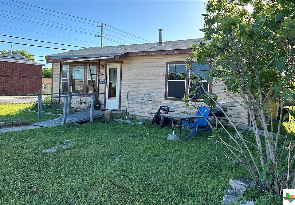 1st image of 1001 S 15th St