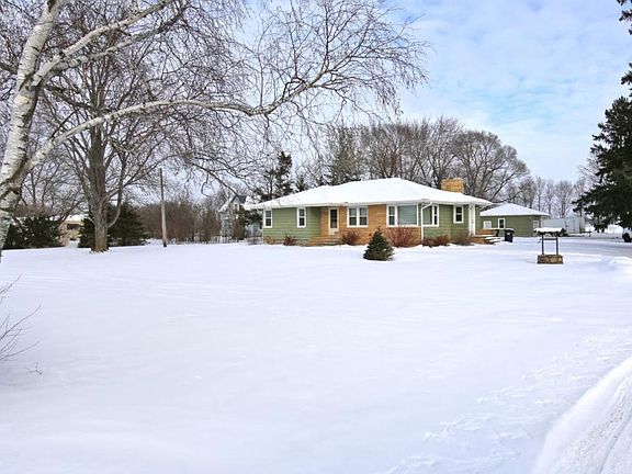 3rd image of 24866 Cedar Ave