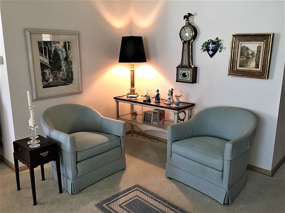 4th image of 10144 Minnick Ave