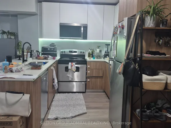 293 Viewmount Ave, Toronto, ON